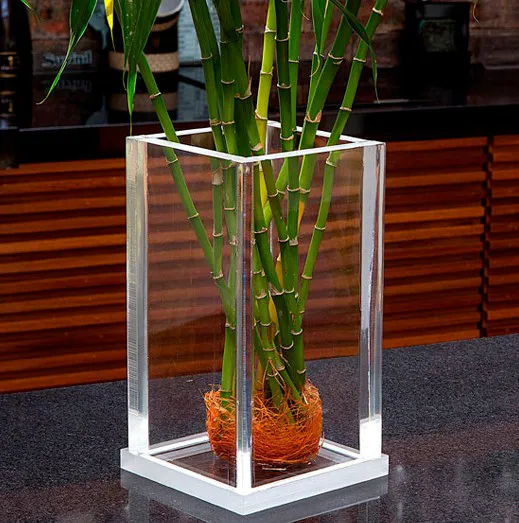 Vaso quadrado em acrílico – 15 mm